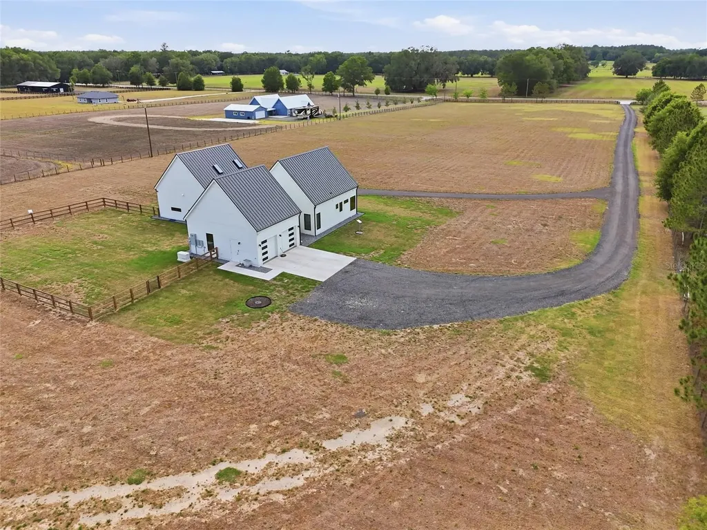14187 NW 202nd Street Alachua FL 32615