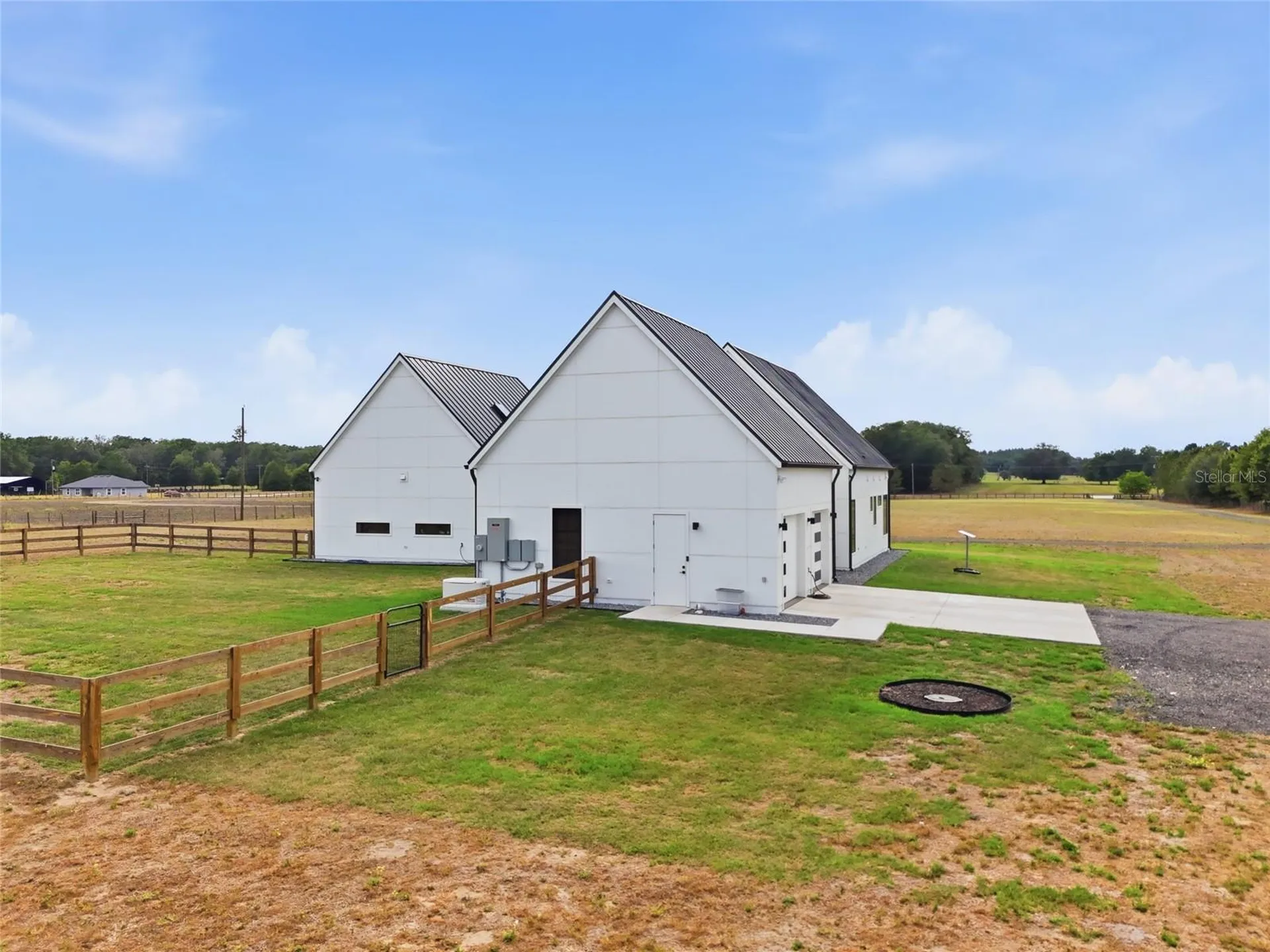 14187 NW 202nd Street Alachua FL 32615