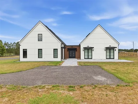 14187 NW 202nd Street Alachua FL 32615