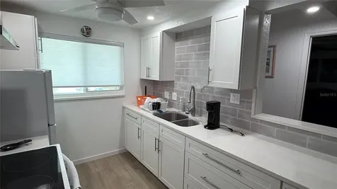 649 Tamiami Trail S Venice FL 34285