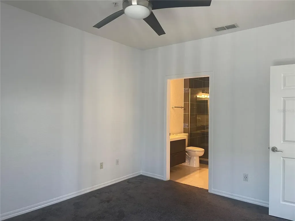 2262 Grand Central Parkway Orlando FL 32839