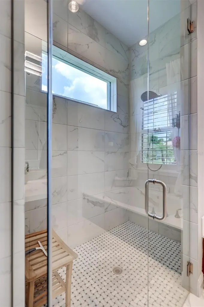 591 Mast Drive Bradenton FL 34208