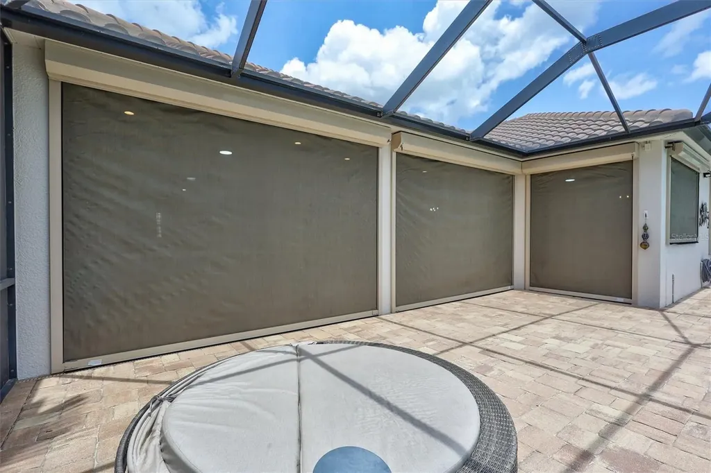 591 Mast Drive Bradenton FL 34208