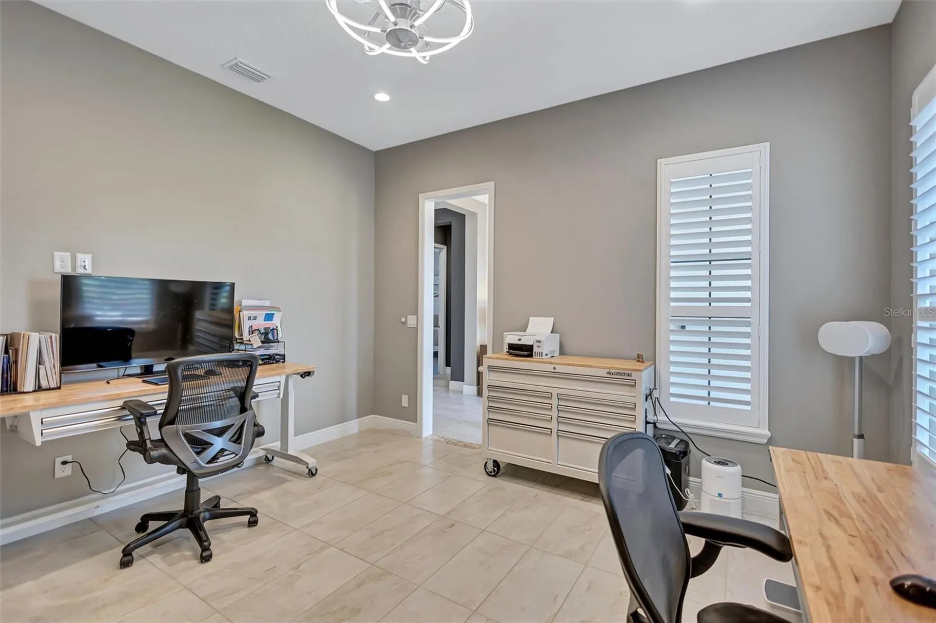 591 Mast Drive Bradenton FL 34208