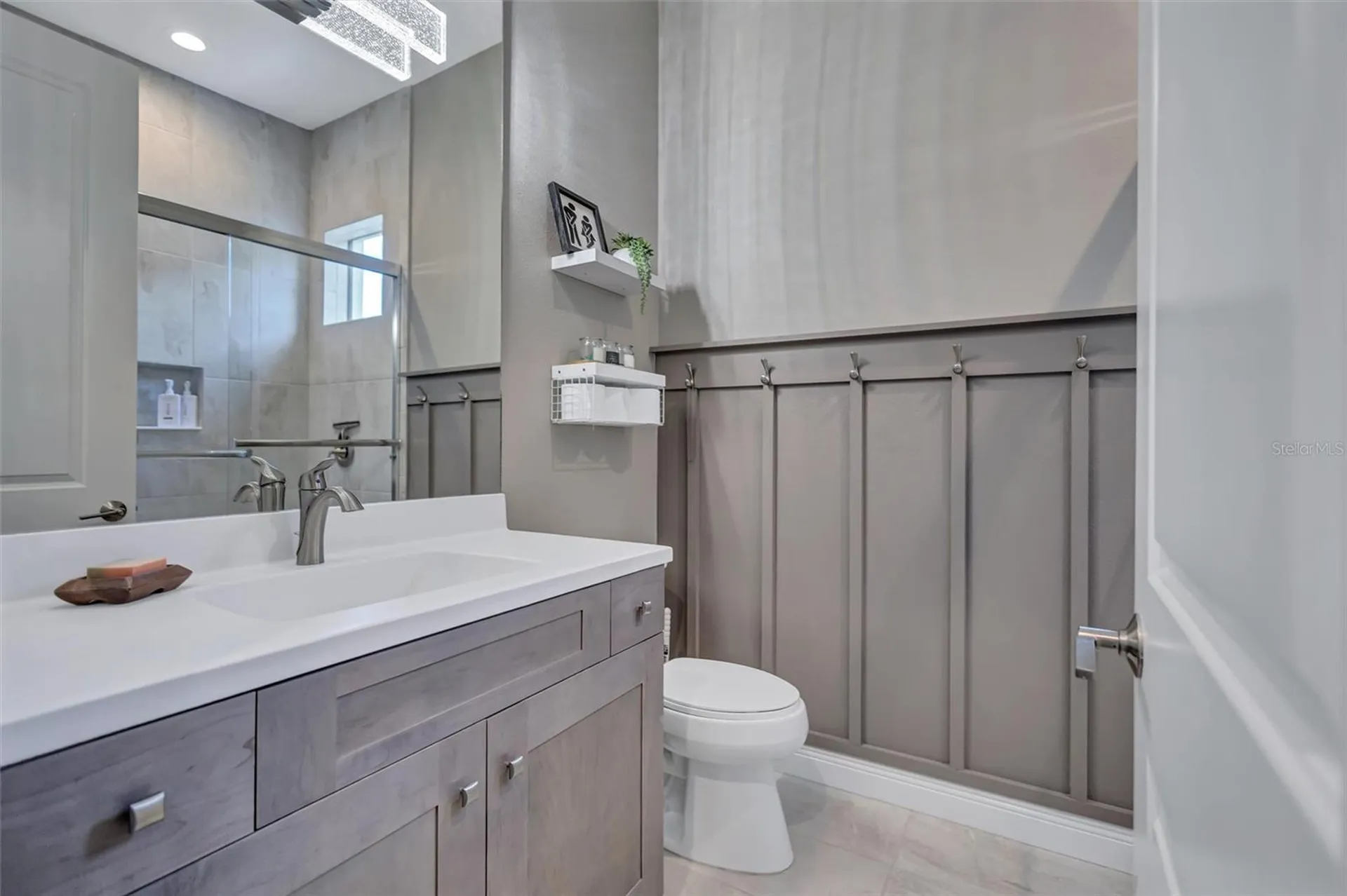 591 Mast Drive Bradenton FL 34208