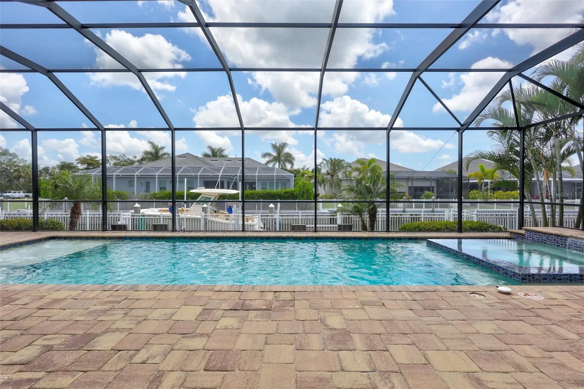 591 Mast Drive Bradenton FL 34208