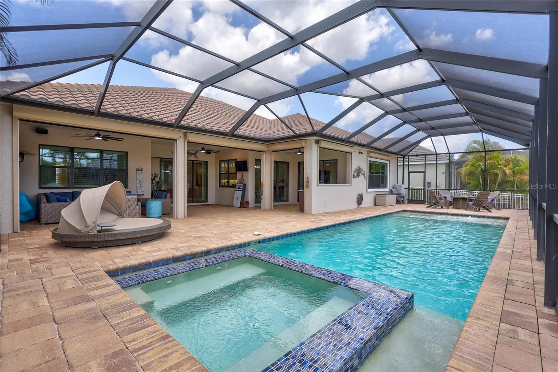 591 Mast Drive Bradenton FL 34208