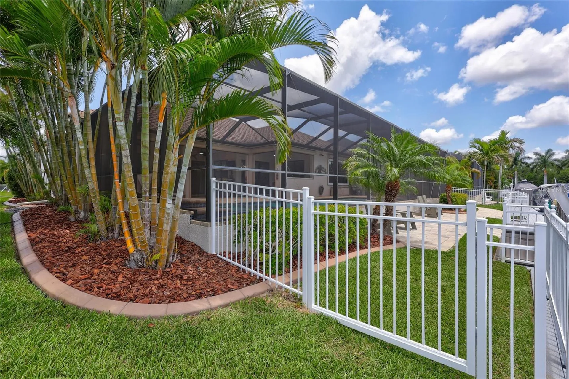 591 Mast Drive Bradenton FL 34208