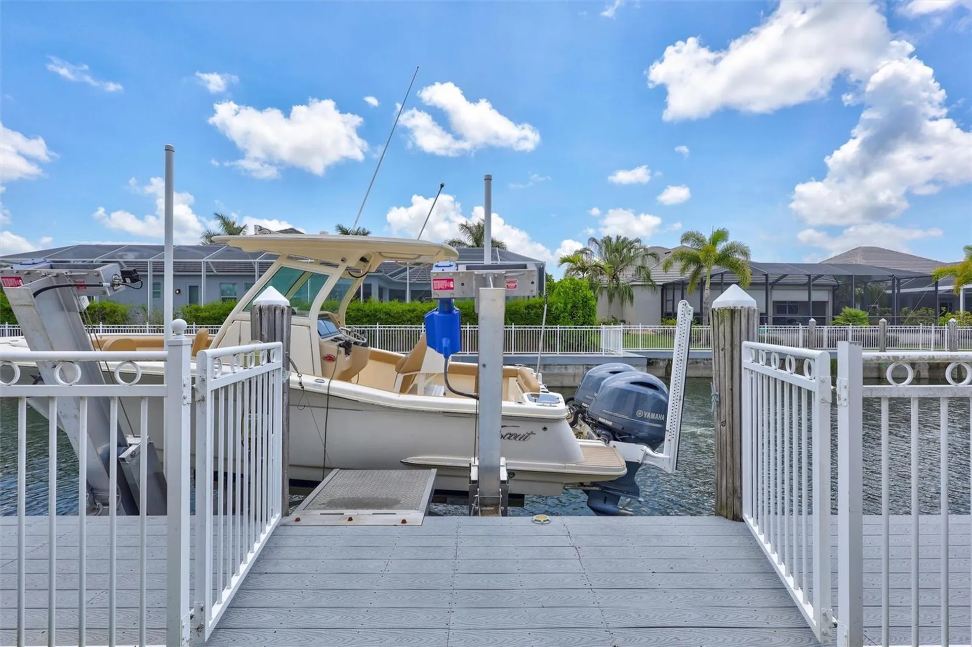 591 Mast Drive Bradenton FL 34208