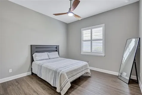 591 Mast Drive Bradenton FL 34208