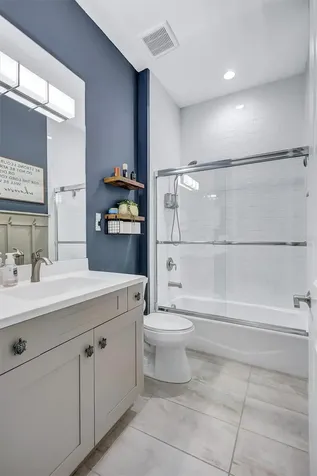 591 Mast Drive Bradenton FL 34208