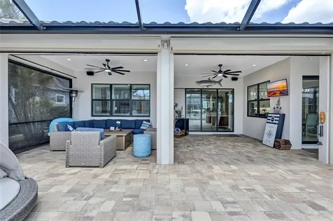591 Mast Drive Bradenton FL 34208
