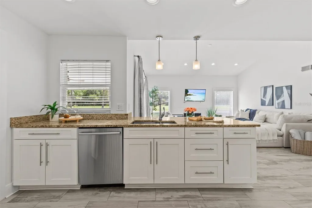 13915 Whisperwood Drive Clearwater FL 33762