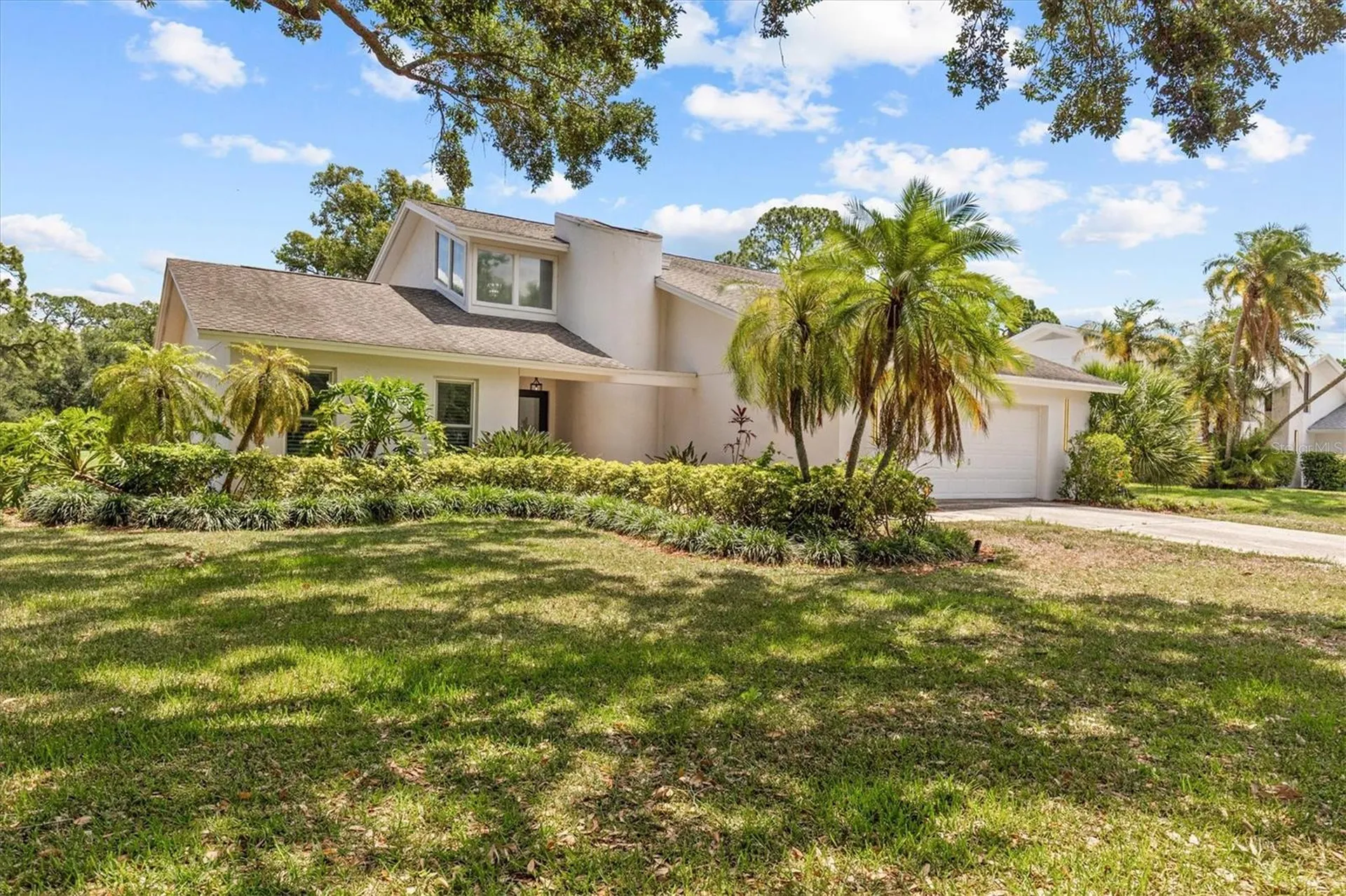13915 Whisperwood Drive Clearwater FL 33762