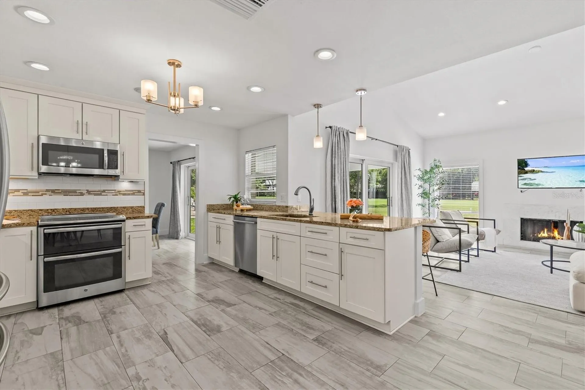 13915 Whisperwood Drive Clearwater FL 33762