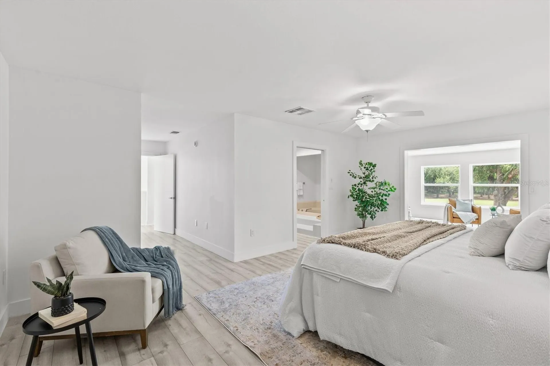 13915 Whisperwood Drive Clearwater FL 33762