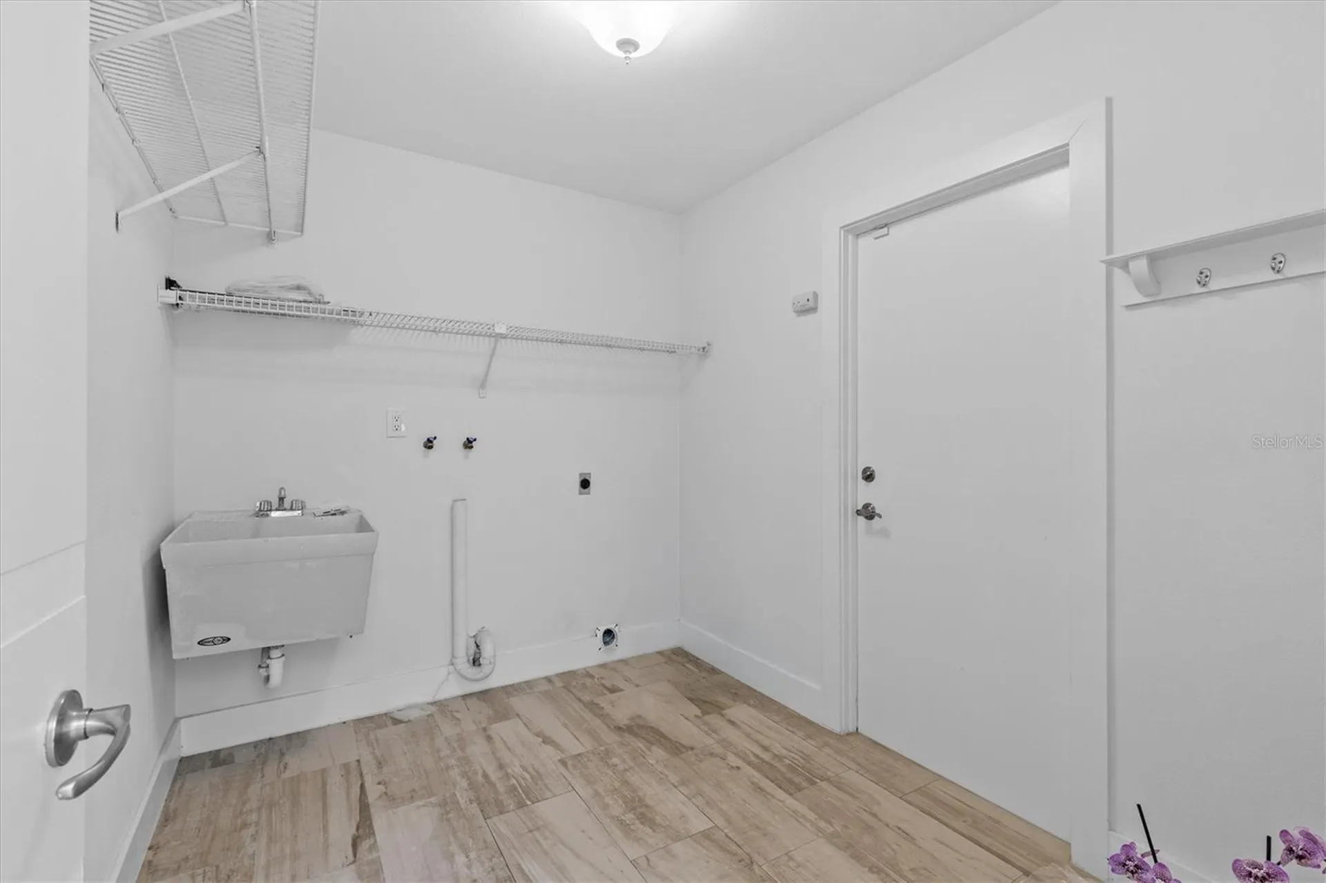 13915 Whisperwood Drive Clearwater FL 33762