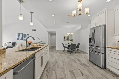 13915 Whisperwood Drive Clearwater FL 33762