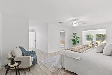 13915 Whisperwood Drive Clearwater FL 33762
