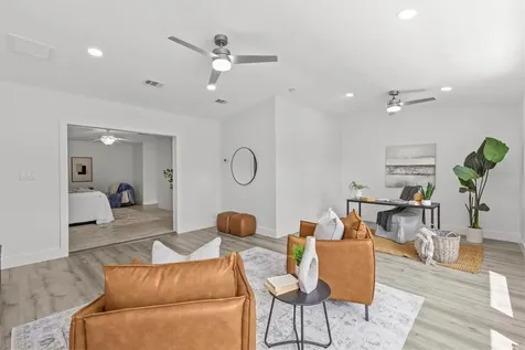 13915 Whisperwood Drive Clearwater FL 33762