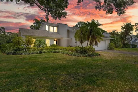 13915 Whisperwood Drive Clearwater FL 33762