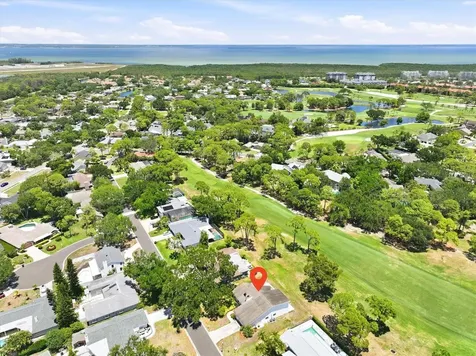 13915 Whisperwood Drive Clearwater FL 33762