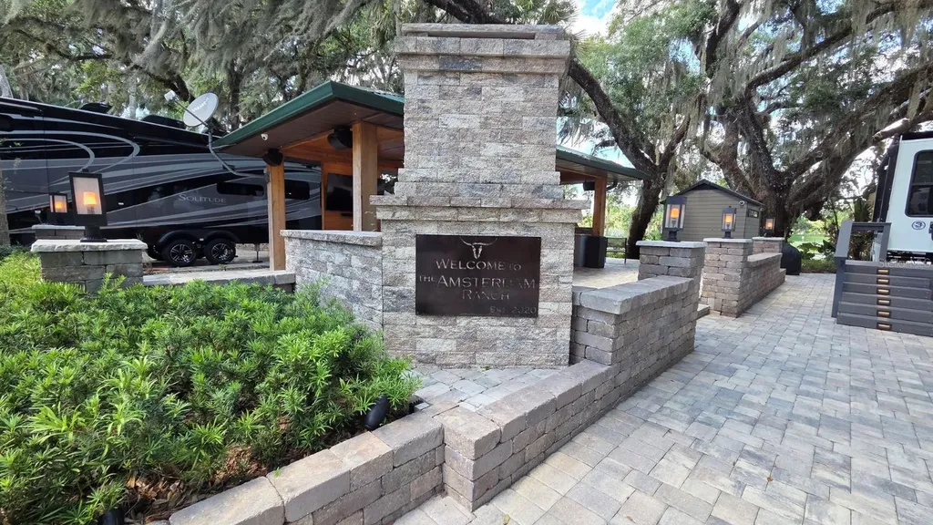 291 Bear Trail River Ranch FL 33867