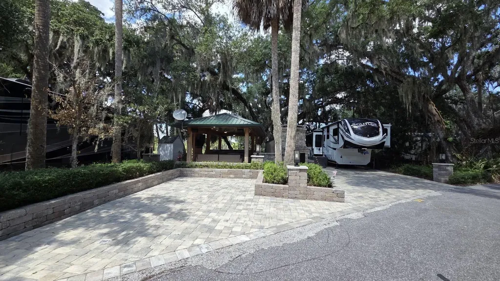 291 Bear Trail River Ranch FL 33867