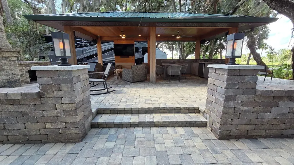 291 Bear Trail River Ranch FL 33867