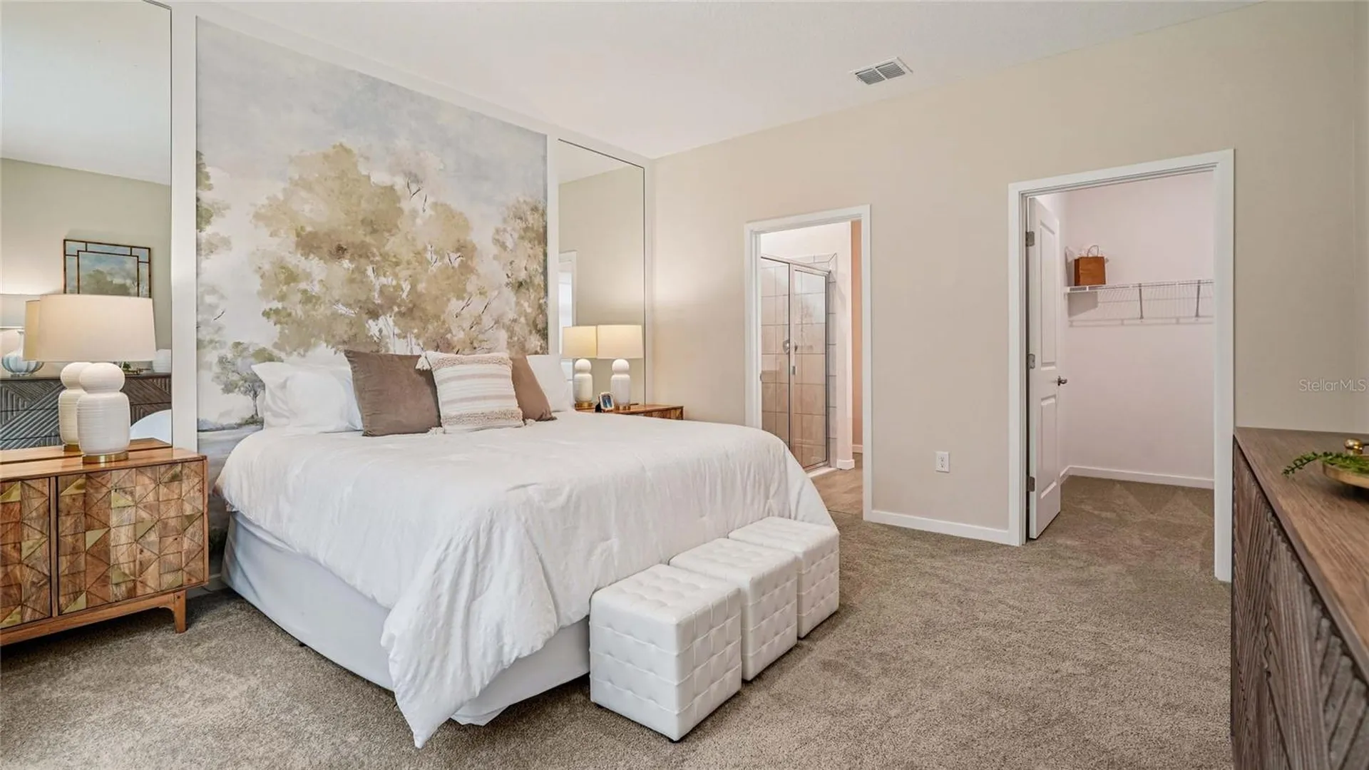 8621 Pinecrest Trail Wildwood FL 34785