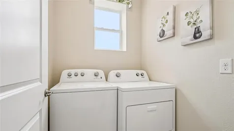 8621 Pinecrest Trail Wildwood FL 34785