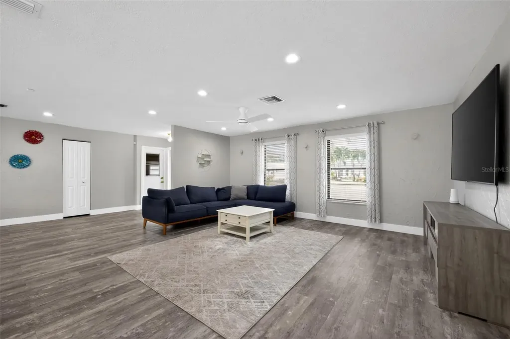 159 SE 26th Avenue Boynton Beach FL 33435