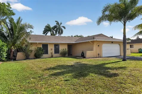 159 SE 26th Avenue Boynton Beach FL 33435