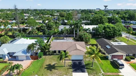 159 SE 26th Avenue Boynton Beach FL 33435