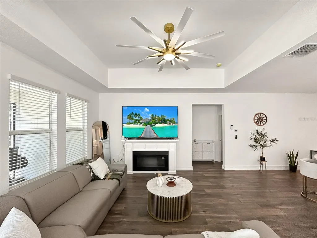 18334 Serene Lake Loop Lutz FL 33548