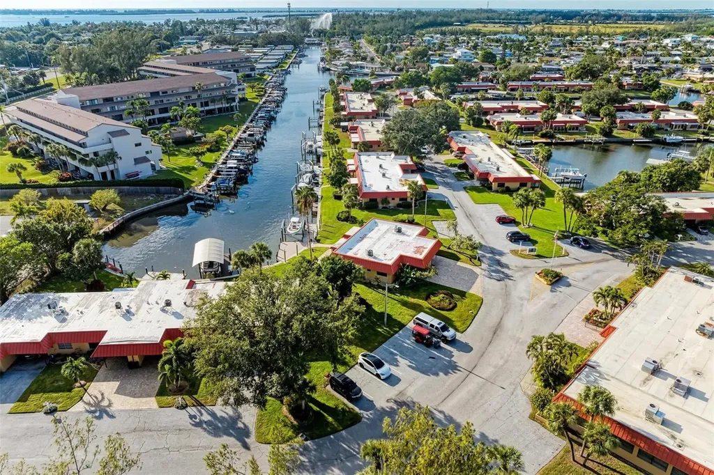 9409 Catalina Drive Bradenton FL 34210