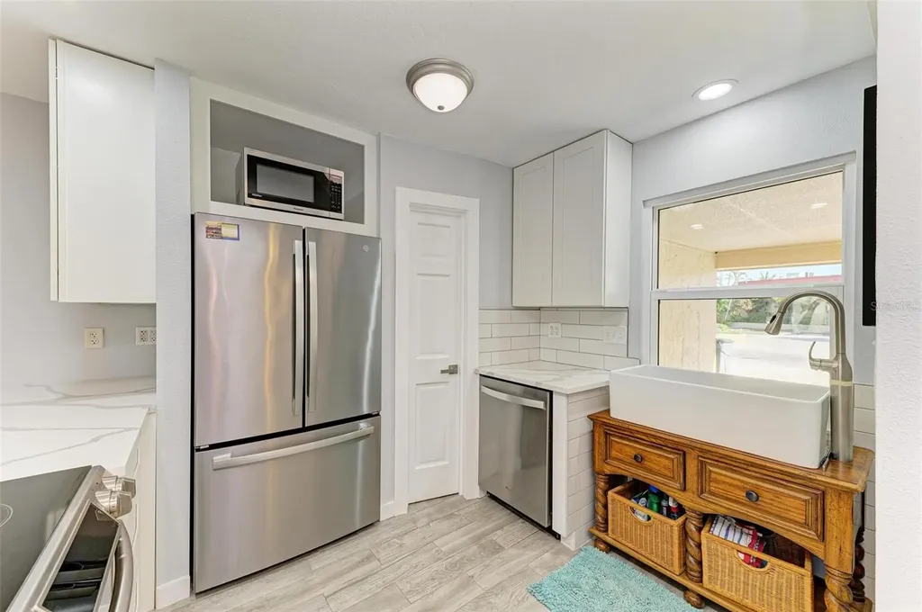 9409 Catalina Drive Bradenton FL 34210
