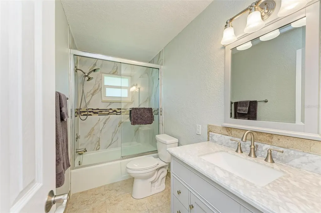 9409 Catalina Drive Bradenton FL 34210