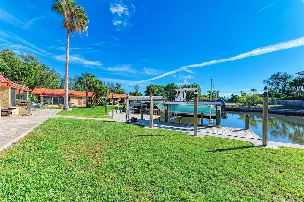 9409 Catalina Drive Bradenton FL 34210