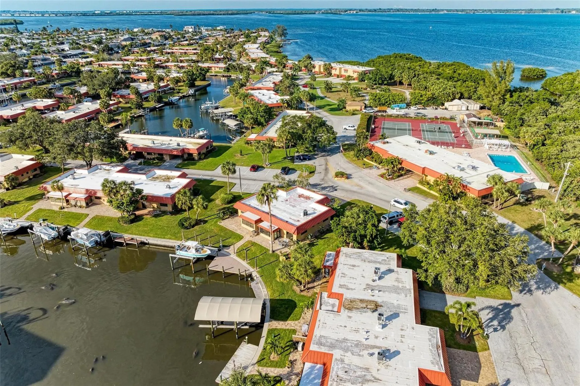 9409 Catalina Drive Bradenton FL 34210