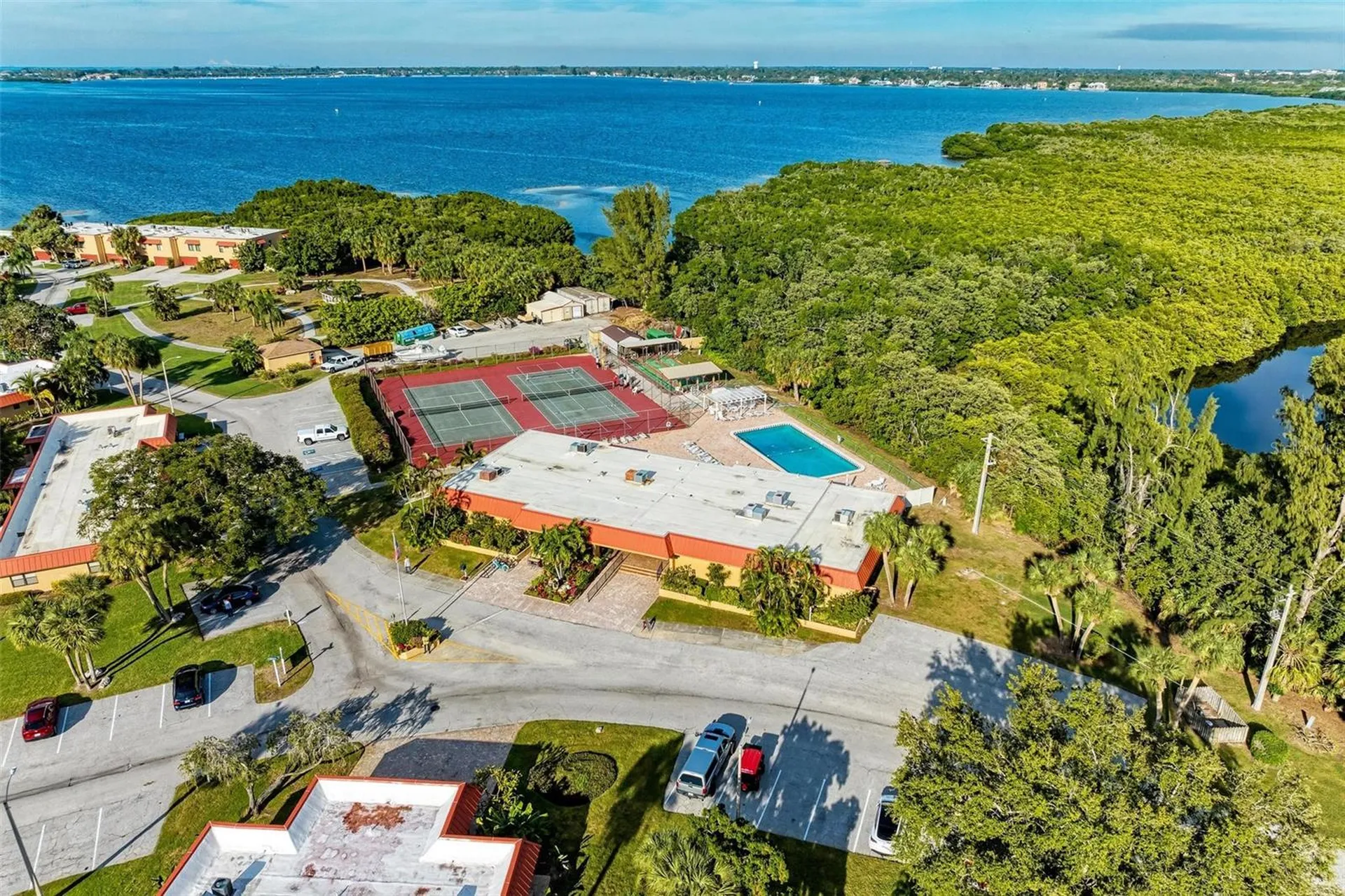 9409 Catalina Drive Bradenton FL 34210
