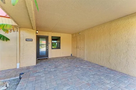 9409 Catalina Drive Bradenton FL 34210