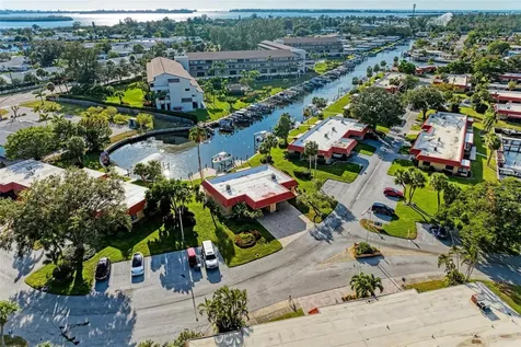 9409 Catalina Drive Bradenton FL 34210