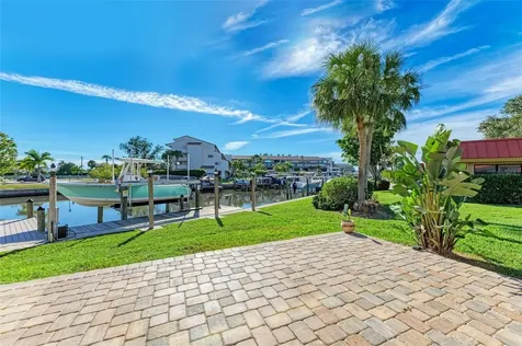 9409 Catalina Drive Bradenton FL 34210