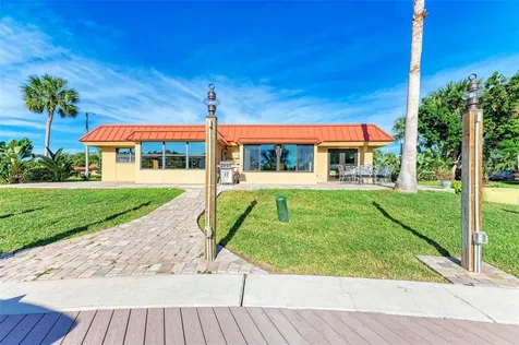 9409 Catalina Drive Bradenton FL 34210