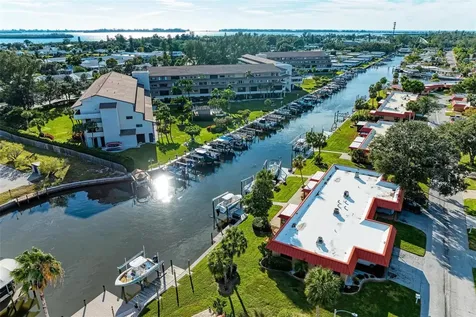 9409 Catalina Drive Bradenton FL 34210