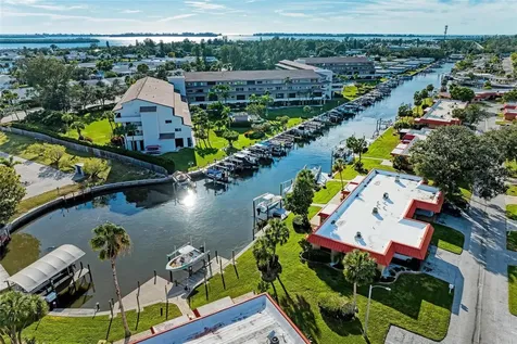 9409 Catalina Drive Bradenton FL 34210