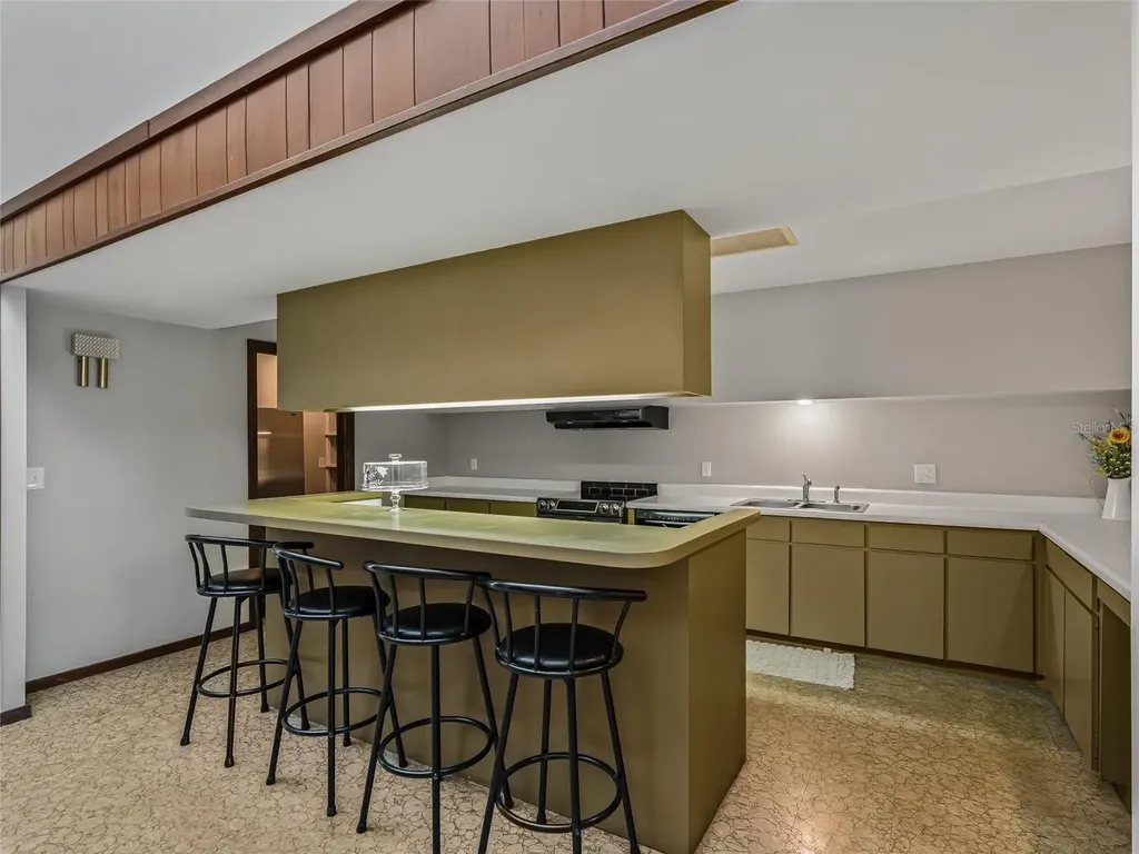 2510 NW 30th Terrace Gainesville FL 32605