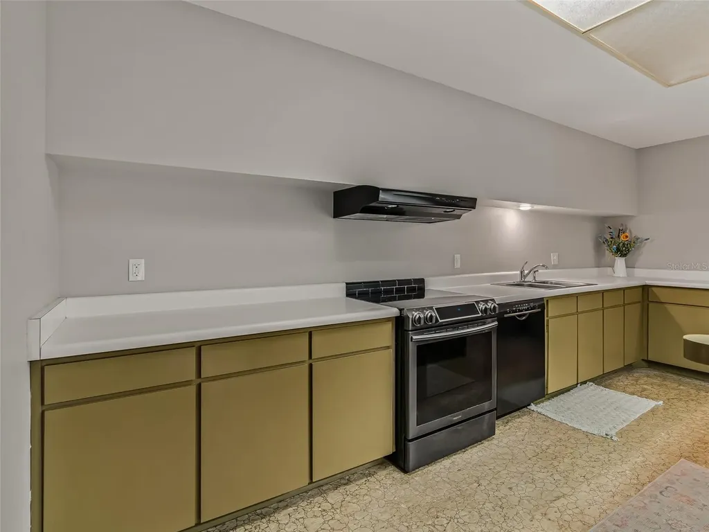 2510 NW 30th Terrace Gainesville FL 32605