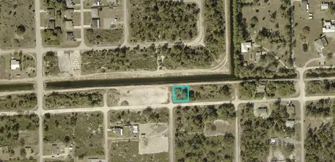 1406 W 18th Street Lehigh Acres FL 33972